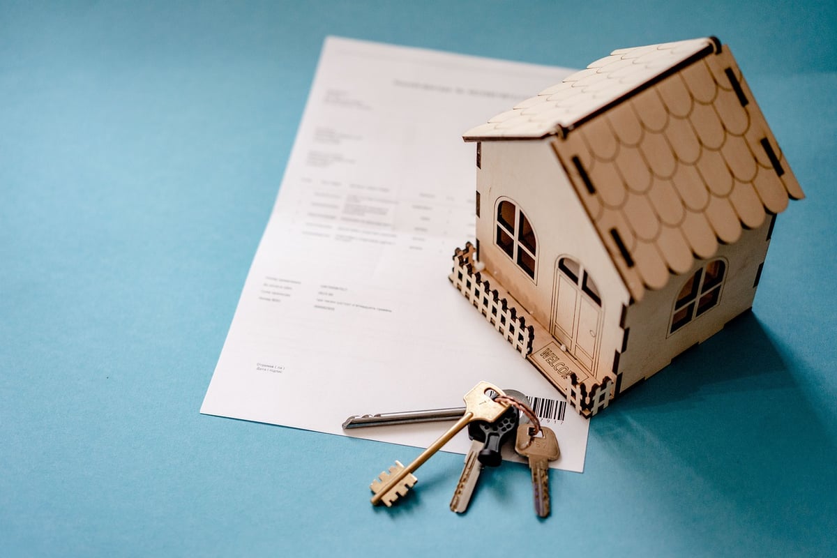 Quand faut-il renégocier ses contrats d’assurance professionnelle ?